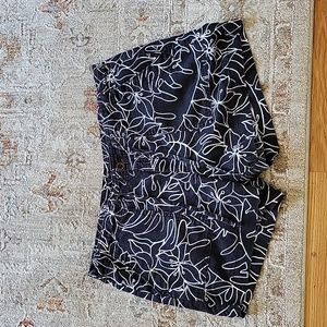 GAP Black & White Women's Shorts